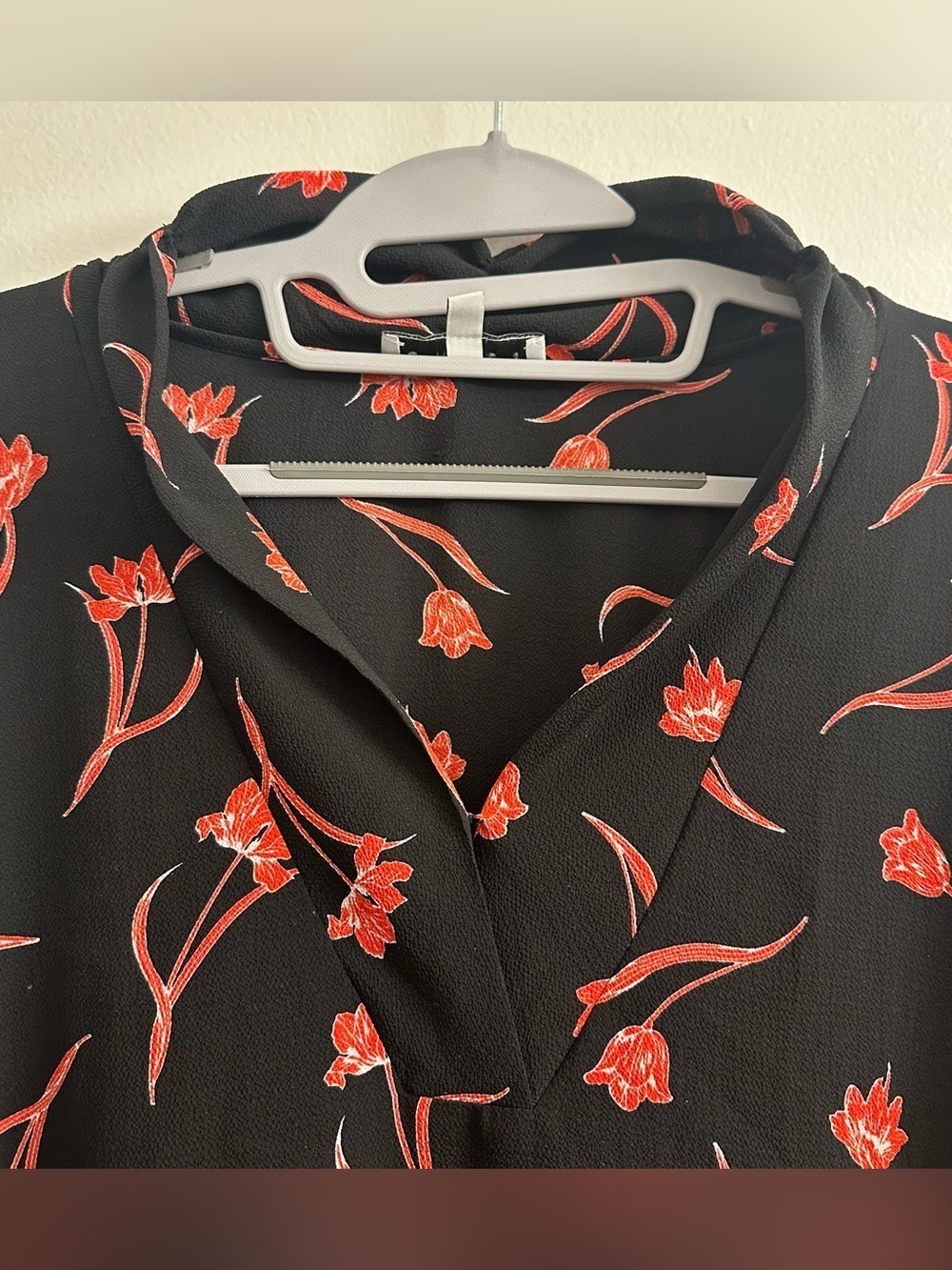 Chaus Floral V-Neck Tab Sleeve Blouse in Black with Red Print - Picture 5 of 11